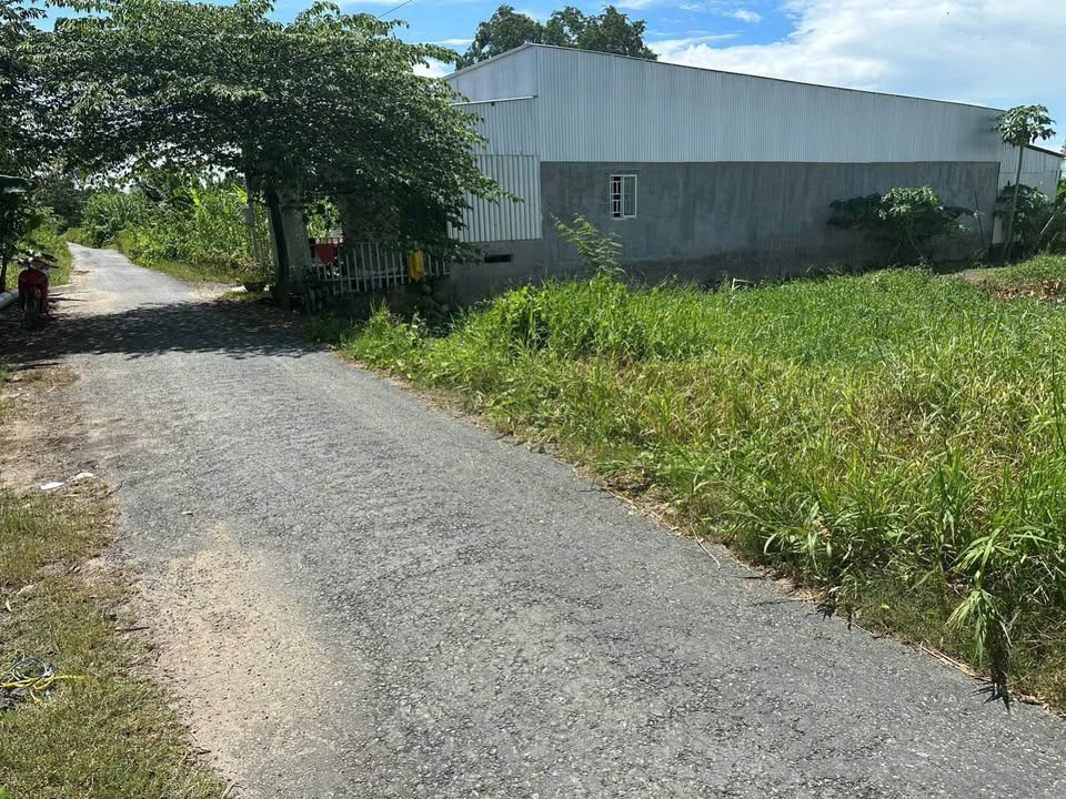 Đất thổ cư Vĩnh Khánh 270m² giá 1.1 tỷ - Gần chợ Vĩnh Khánh, lộ nhựa