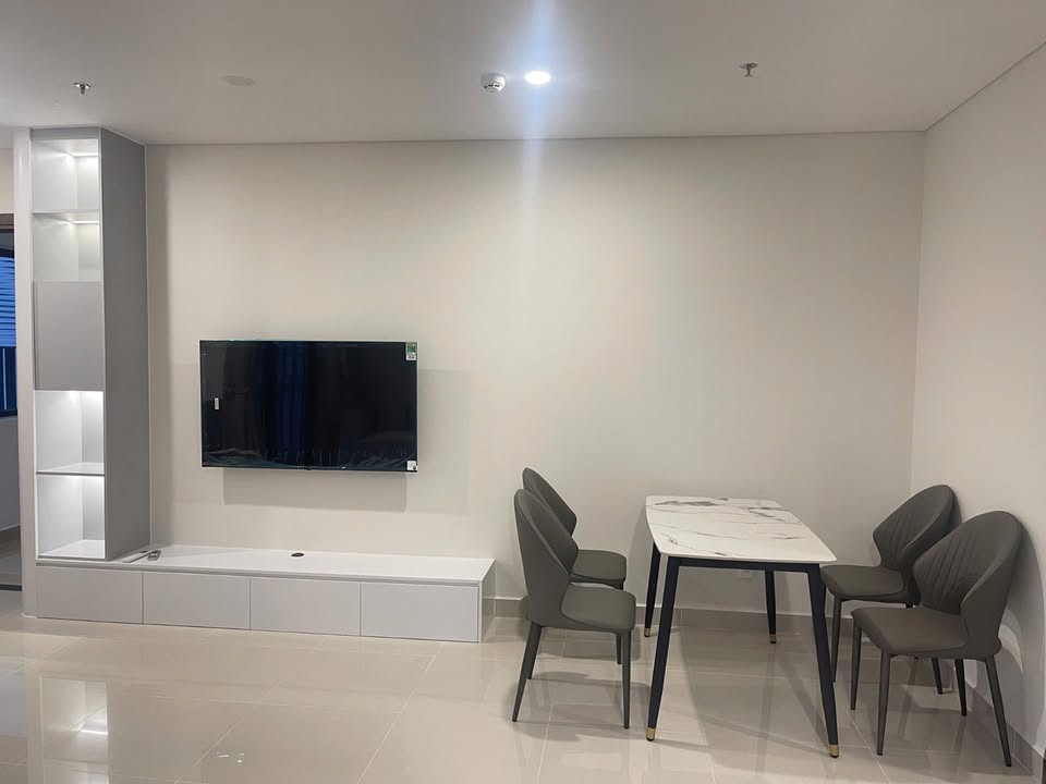 Căn hộ cao cấp CT9 Vĩnh Điềm Trung 81m² giá 20 triệu - Full nội thất, sẵn sàng vào ở!