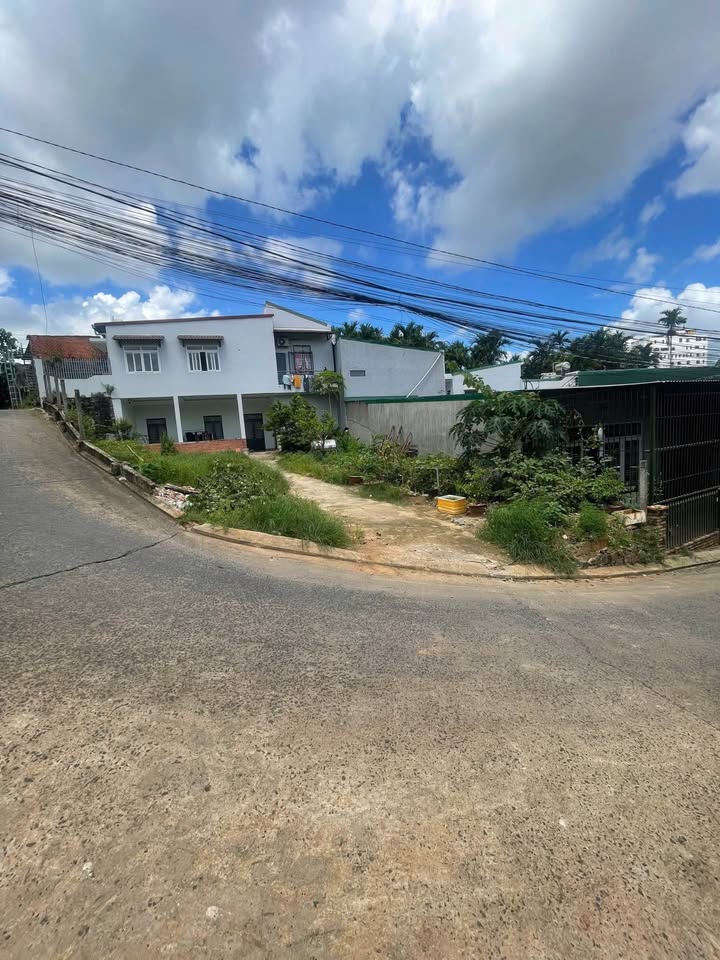 Đất nền 2 mặt tiền Nguyễn Công Trứ 75m² giá 1.95 tỷ - Cơ hội hiếm có cho nhà đầu tư!