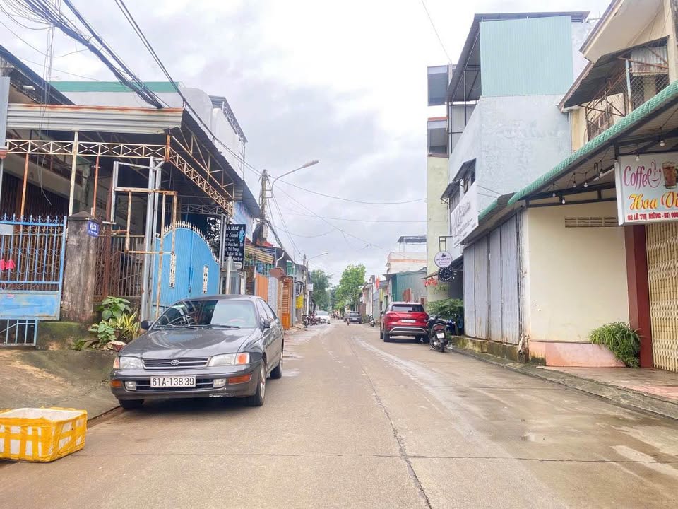 Đất Mặt Tiền Lê Thị Riêng, Buôn Ma Thuột 99m² giá 3.88 tỷ - Vị trí đắc địa, thuận tiện di chuyển!