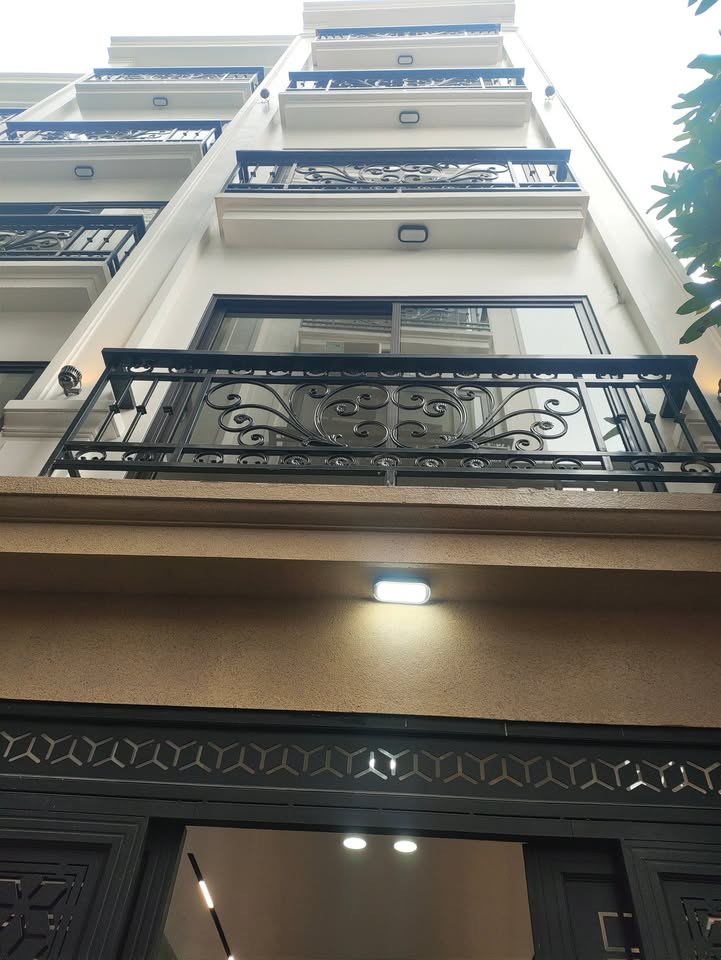 Nhà mới 5 tầng Vân Canh Hoài Đức 35m² giá 6.5 tỷ - Sổ đỏ chính chủ!