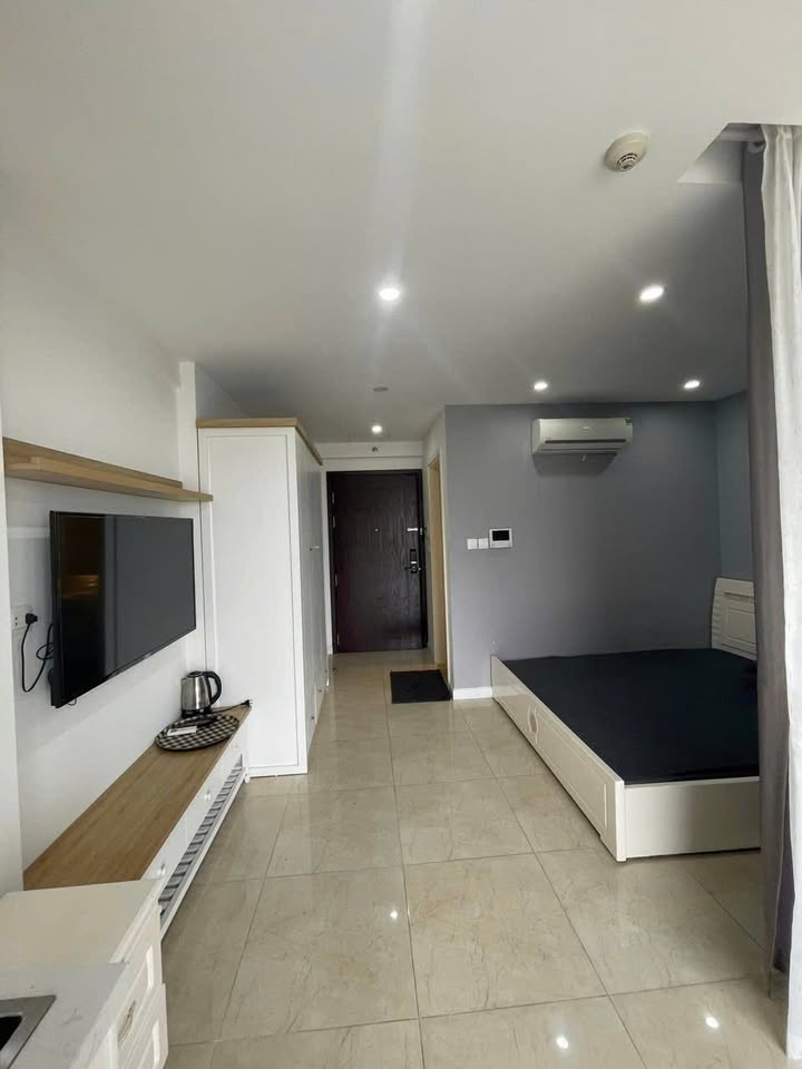 Căn hộ Studio D’Capitale Trần Duy Hưng 38m² giá 14 triệu - Full nội thất sang trọng!