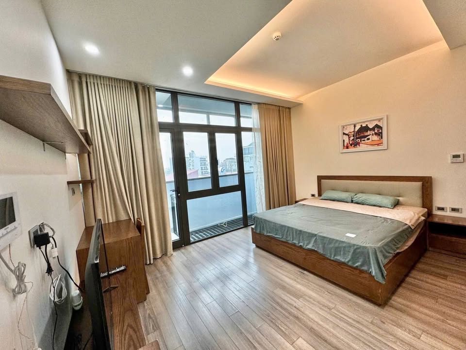 Cho thuê căn hộ studio 50m² tại Ba Đình - Nội thất sang trọng, an ninh tốt!