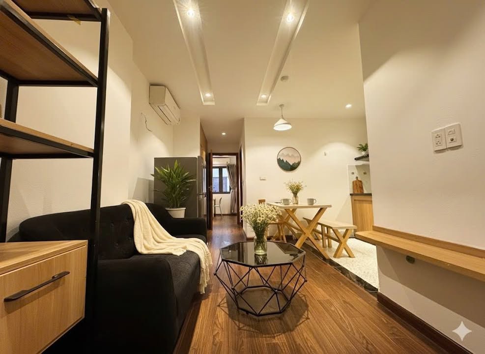 Căn hộ cho thuê Phạm Huy Thông Ba Đình 45m² - View Hồ tuyệt đẹp, nội thất đầy đủ!