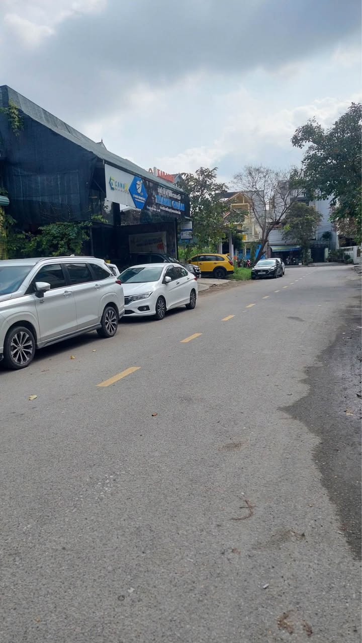 Bán mặt tiền kinh doanh Lê Viết Lượng, Thừa Thiên Huế 162m² - Giá cực hấp dẫn!