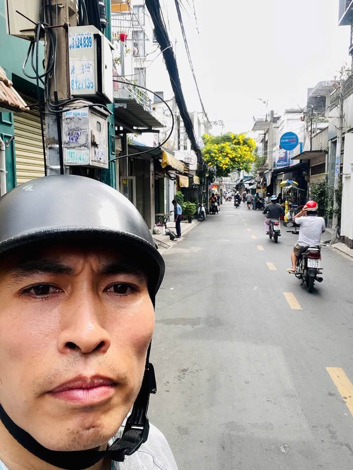 Mặt tiền kinh doanh Nguyễn Trọng Tuyển, Phú Nhuận 27m² giá 6.3 tỷ - Dọn vào ở ngay!