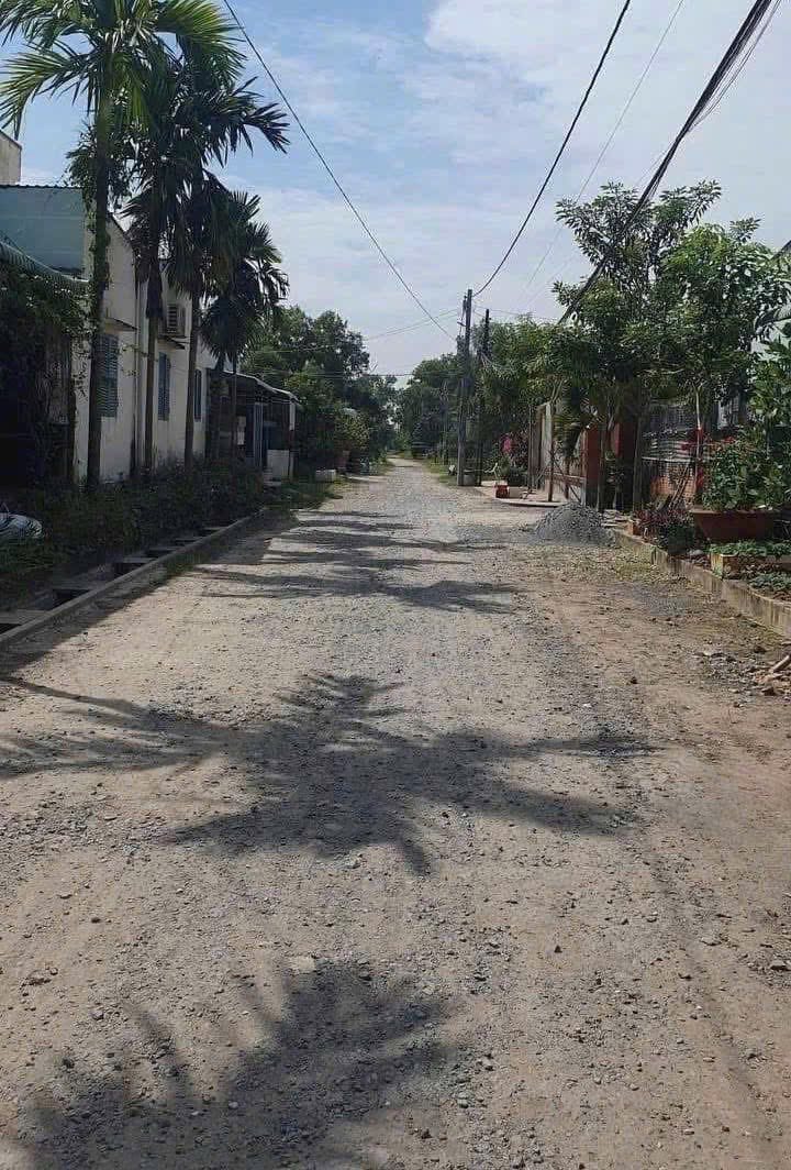 Đất nền hẻm 12 đường Triệu Quang Phục, TP Sóc Trăng 215m² - Sổ đỏ chính chủ, giá 800 triệu!