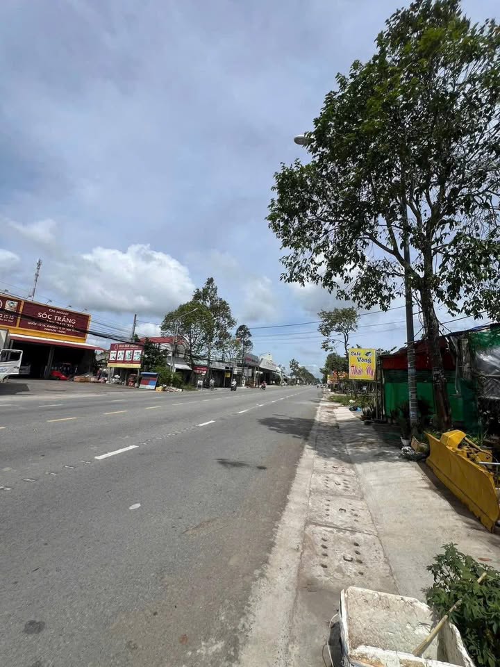 Nhà cấp 4 mặt tiền đường Võ Văn Kiệt Sóc Trăng 80m² giá 1 tỷ - Kinh doanh thuận lợi!