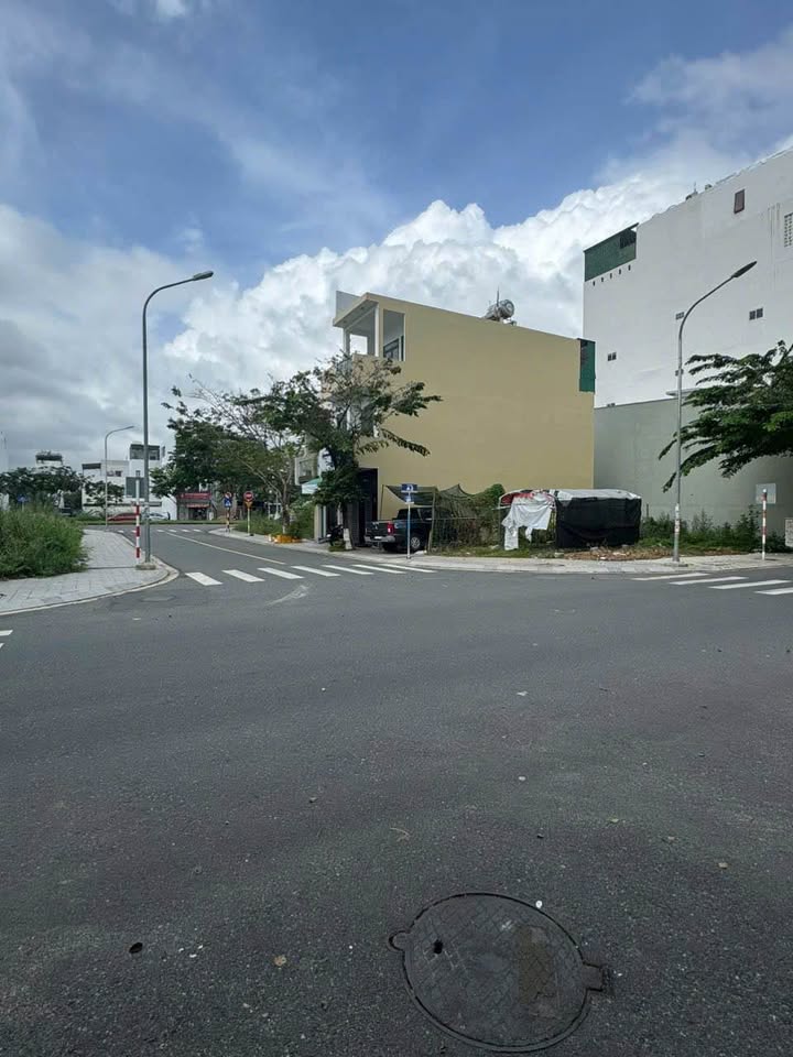 Đất nền góc KĐT VCN Phước Long 2, 118.7m² giá 13.5 tỷ - Vị trí đẹp, đầu tư sinh lời!