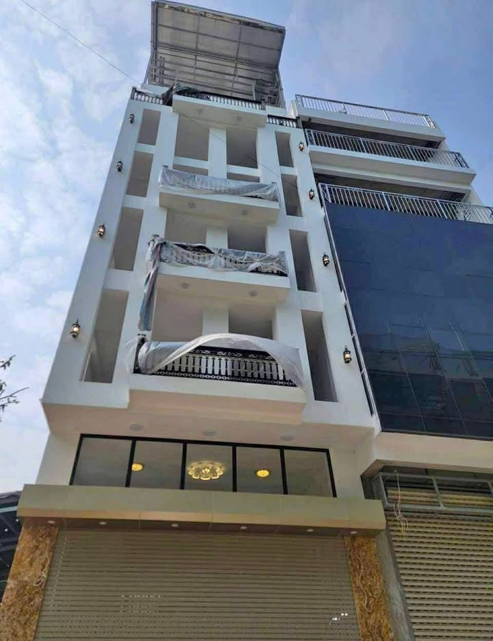 Nhà phố Thượng Cát 32m² giá 4 tỷ - View Sông thoáng mát, ở ngay!