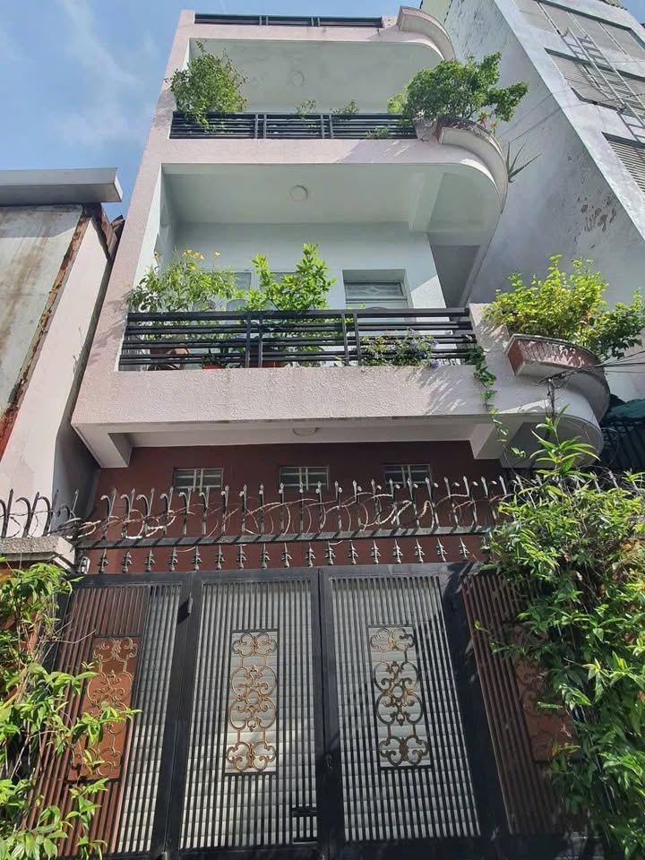 Nhà phố hẻm xe hơi Cách Mạng Tháng Tám, Tân Bình 49m² giá 9.5 tỷ - Vị trí đắc địa, thương lượng chính chủ!