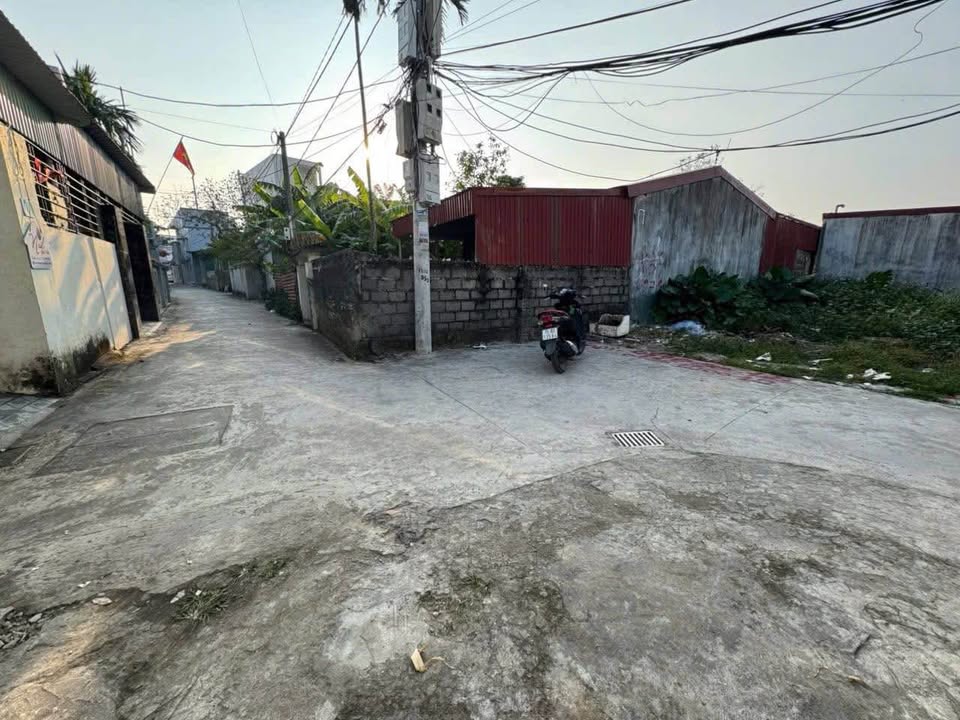 Đất nền 60m² tại Kiến An, Hải Phòng giá 2.1 tỷ - Gần chợ, trường học!