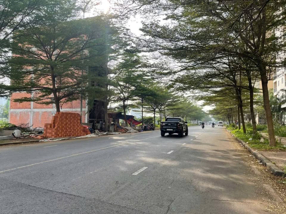 Đất xây dựng cao tầng mặt tiền đường Bạch Đông Ôn, quận 2 - Vị trí đắc địa cho đầu tư sinh lời!