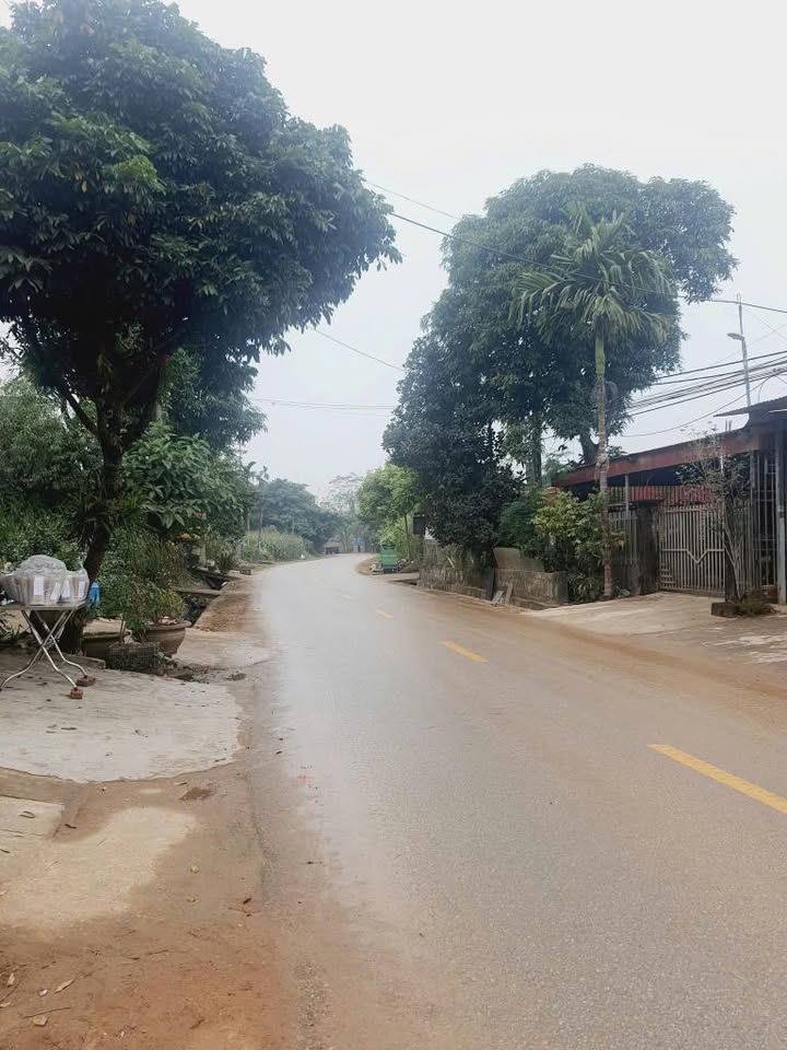 Đất nền mặt đường Hoàng Quốc Việt, Yên Bái 90m² - Đầu tư sinh lời ngay!