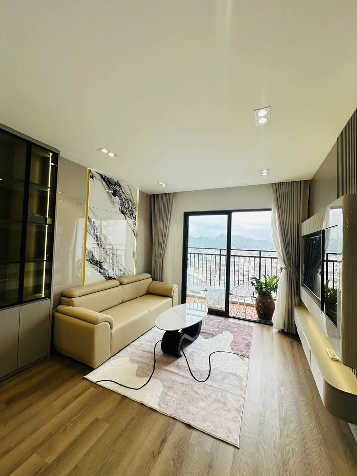 Căn hộ Toà D' Qua Nha Trang 71m² giá 4.79 tỷ - View phố và biển tuyệt đẹp!