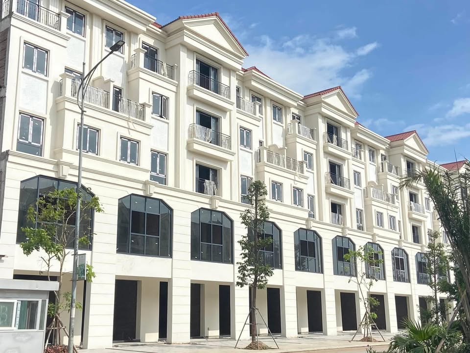 Townhouse Hinode Royal Park Kim Chung 90m² giá 15 tỷ - Thiết kế hiện đại, vị trí đắc địa!