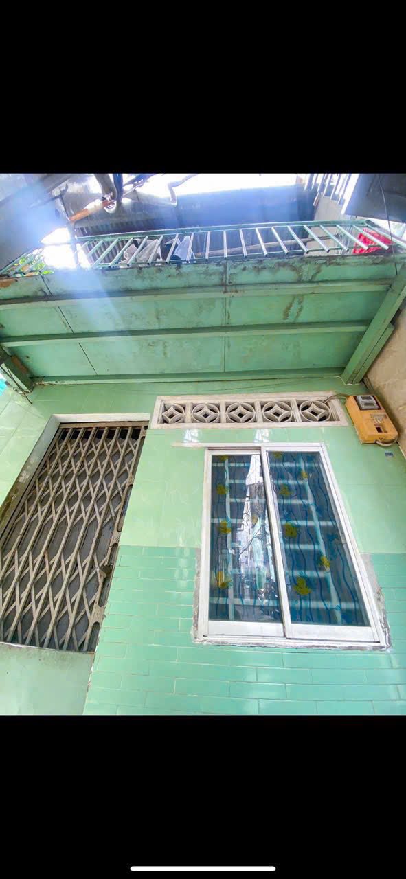 Nhà hẻm 47 Lạc Long Quân, phường 1, quận 11 - 70m² giá 1.65 tỷ - Sổ hồng riêng, thương lượng