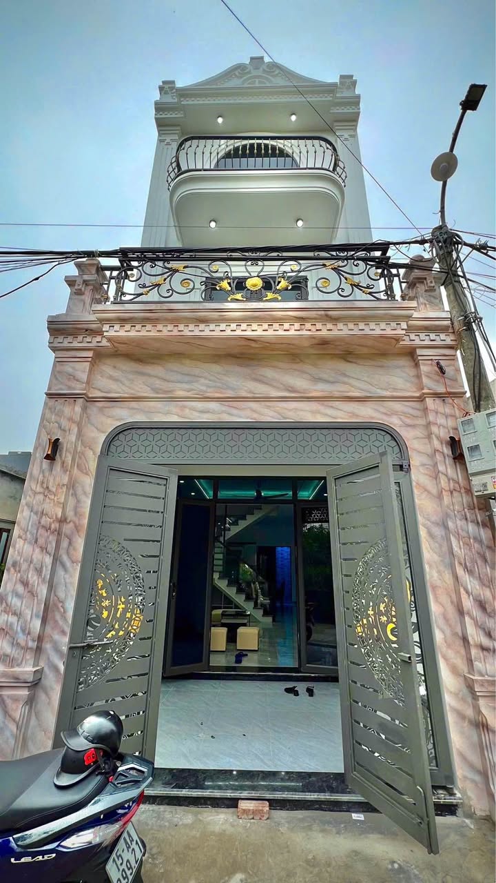 Nhà 3 tầng Đặng Cương 60m² giá 3,19 tỷ - Ô tô đỗ cửa, full nội thất!