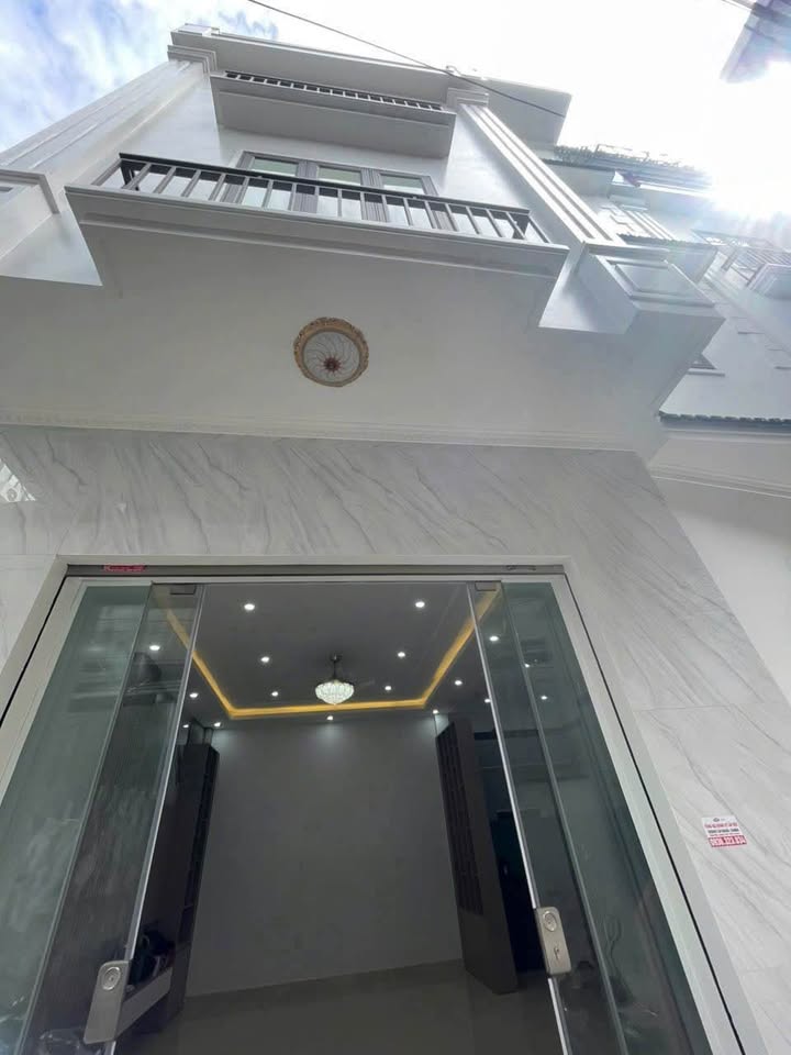 Nhà 4 tầng Đông Khê – Hải Phòng 44m² giá 4.6 tỷ - Ô tô đỗ cửa, tiện ích đầy đủ!