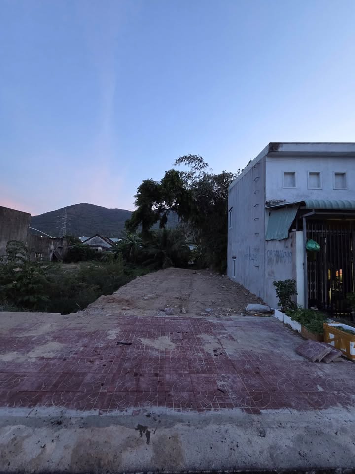 Đất mặt tiền đường Tây Sơn, phường Nhơn Phú, 114m² giá 2.007 tỷ - Cơ hội đầu tư tuyệt vời!