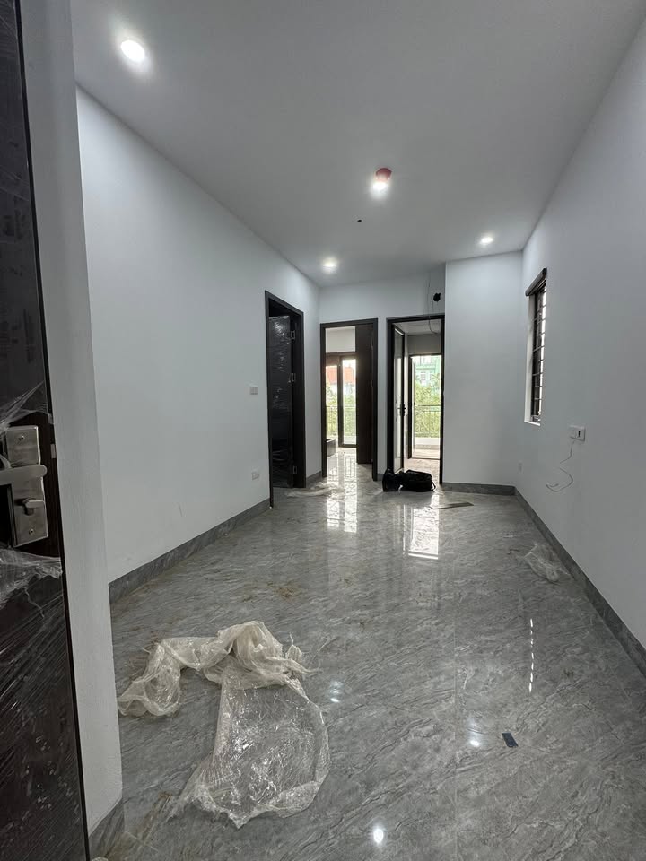 Nhà nhỏ cho thuê tại Ngõ 521 An Dương Vương, 2PN giá tốt - Nội thất đầy đủ!