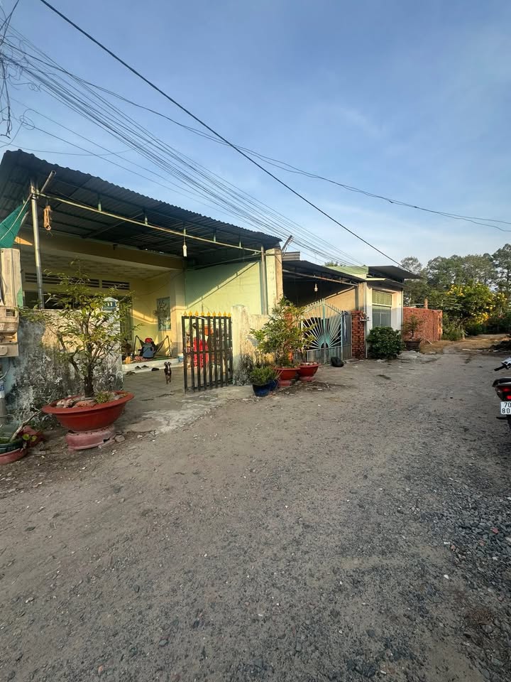 Nhà đất Hẻm 40, Đường Điện Biên Phủ, Tây Ninh 160m² - Giá chỉ 790 triệu, cơ hội đầu tư sinh lời!