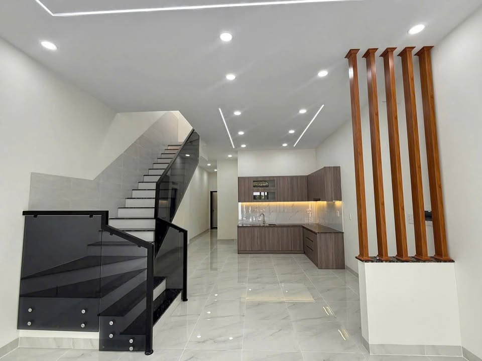 Nhà 1 trệt 1 lầu Trảng Bom Đồng Nai 160m² giá 3.6 tỷ - Sổ đỏ chính chủ