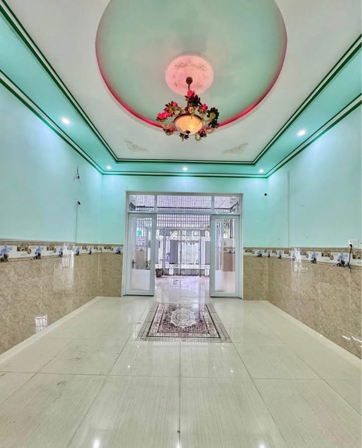 Nhà cho thuê KĐT Phú Cường, Rạch Giá 100m² giá chỉ 7 triệu/tháng - Sân đậu xe rộng rãi!