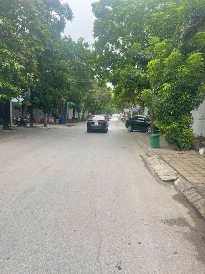 Đất mặt tiền kinh doanh Lê Văn Hưu, 108m² giá 6 tỷ - Cơ hội đầu tư tuyệt vời!