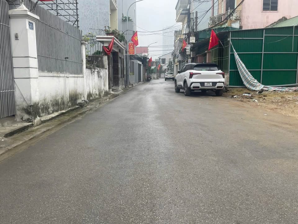 Đất kinh doanh mặt đường Ngô Tuân, TP. Vinh 65m² giá 4 tỷ - Vị trí đắc địa, mở công ty ngay!