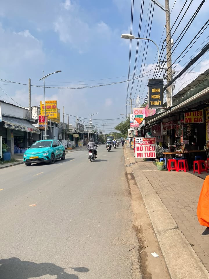 Kho xưởng mặt tiền Lại Hùng Cường, Tân Vĩnh Lộc 340m² giá 18 tỷ - Đầu tư sinh lời ngay!