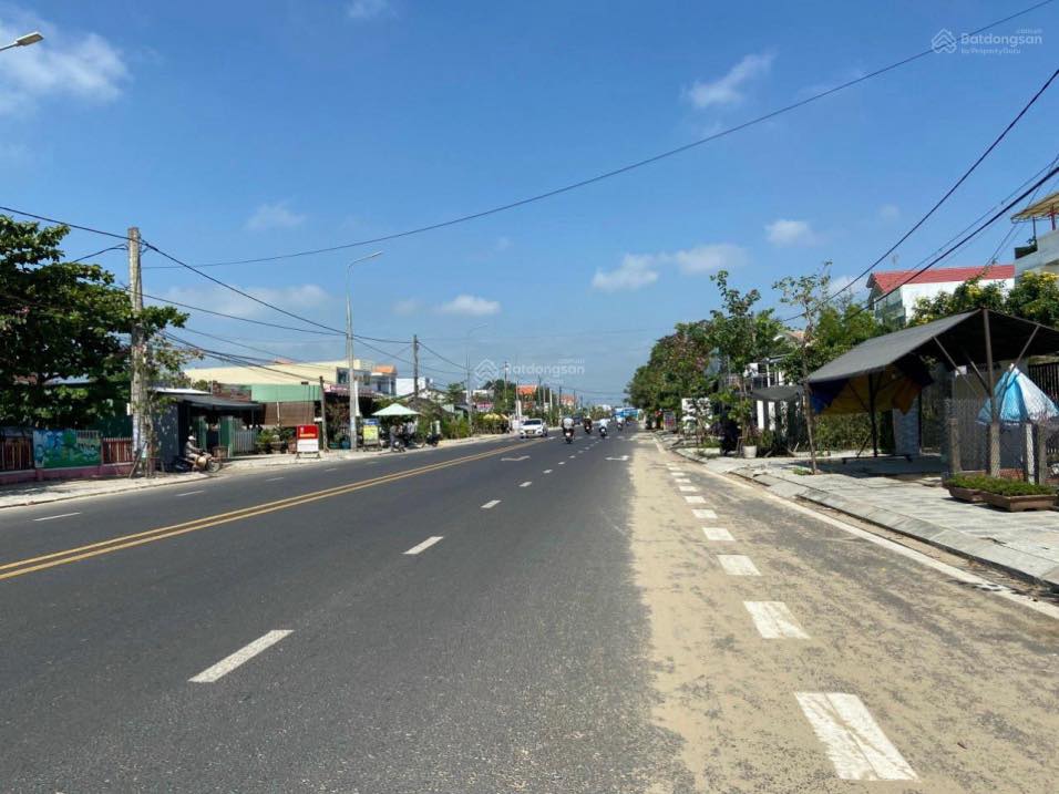 Bán đất mặt tiền Nguyễn Tất Thành, Hội An 350m² giá 12 tỷ - Cơ hội đầu tư hiếm có!