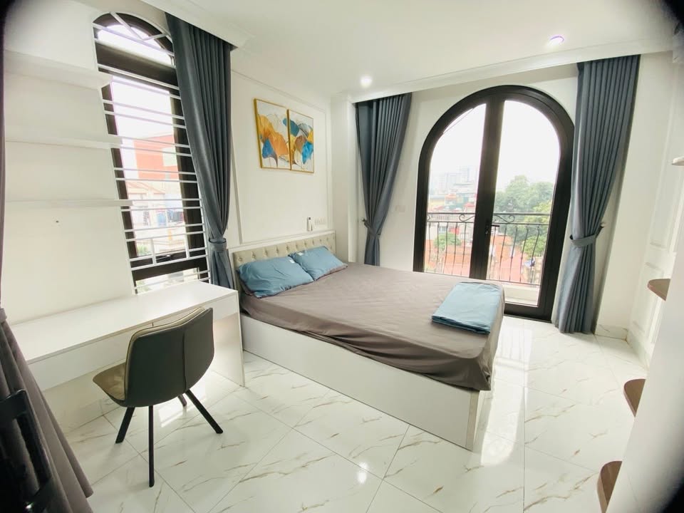 Căn hộ cho thuê Đội Cấn Ba Đình 45m² - Full nội thất, ô tô đón tận nơi!