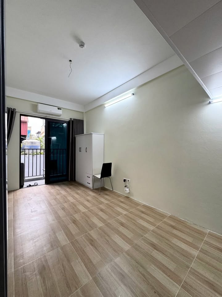 Căn hộ CCMN 162 Dương Văn Bé, Hai Bà Trưng 30m² giá 5,5 triệu - Mới tinh, Full nội thất!