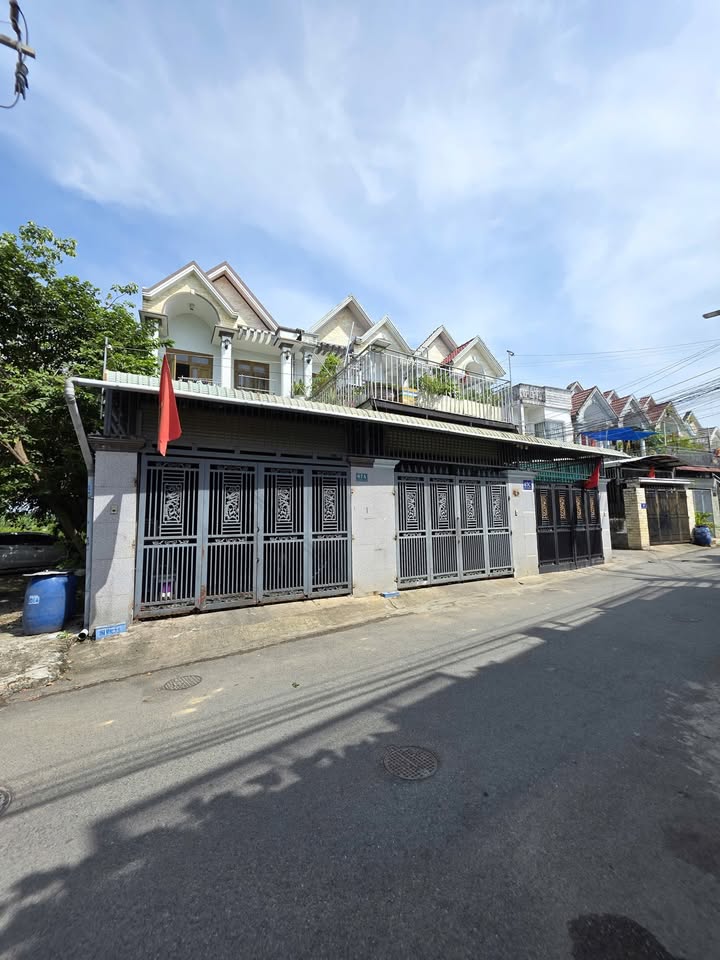 Nhà 2 mặt tiền Tân Đông Hiệp 101,7m² giá 4,65 tỷ - Kinh doanh đắc địa!