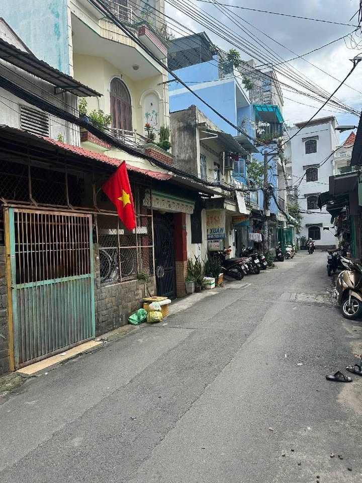 Đất tặng nhà Phú Thọ Hòa 62m² giá 5.5 tỷ - Cơ hội đầu tư tuyệt vời!