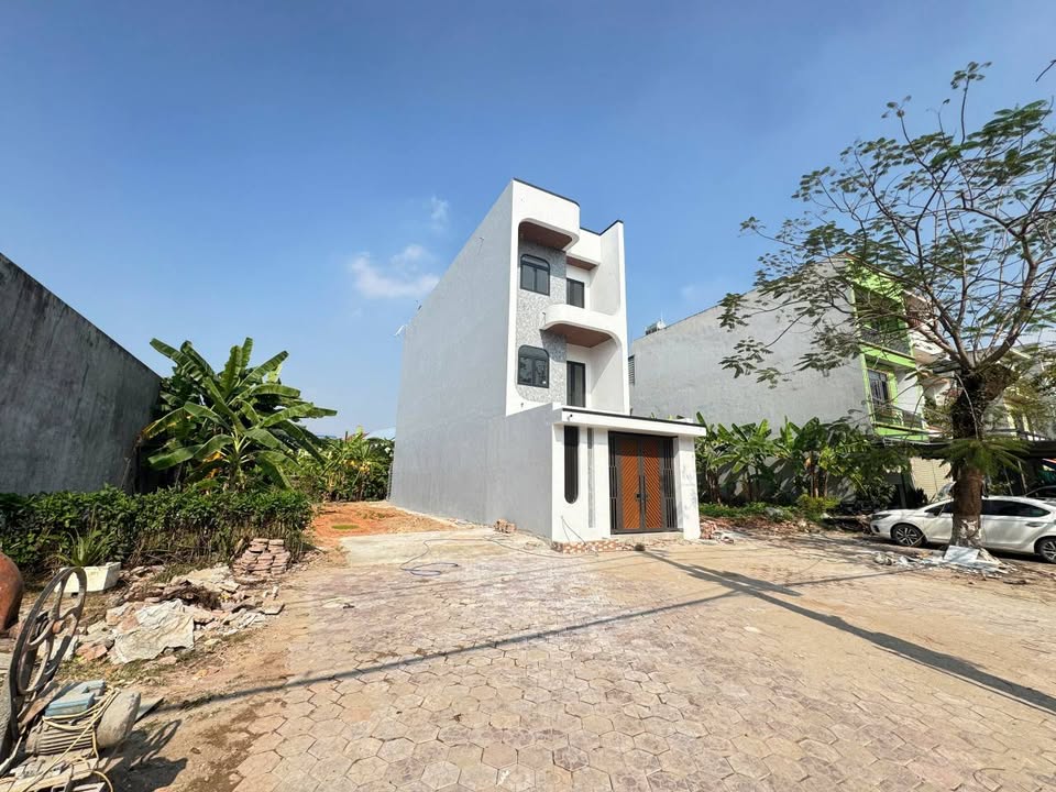 FrontHouse đường Thắng Lợi - TP Sông Công 100m² giá 3 tỷ - Kinh doanh thuận lợi!