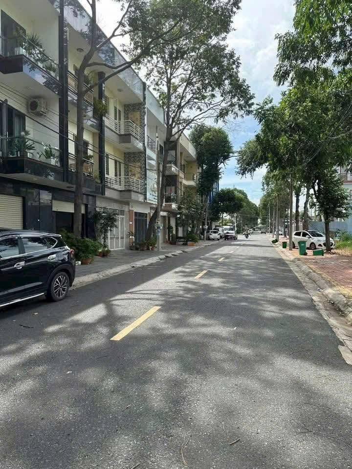 Nhà riêng đường Nguyễn Khánh Toàn, Bà Rịa 90m² giá 5.2 tỷ - Hướng Nam thoáng mát!