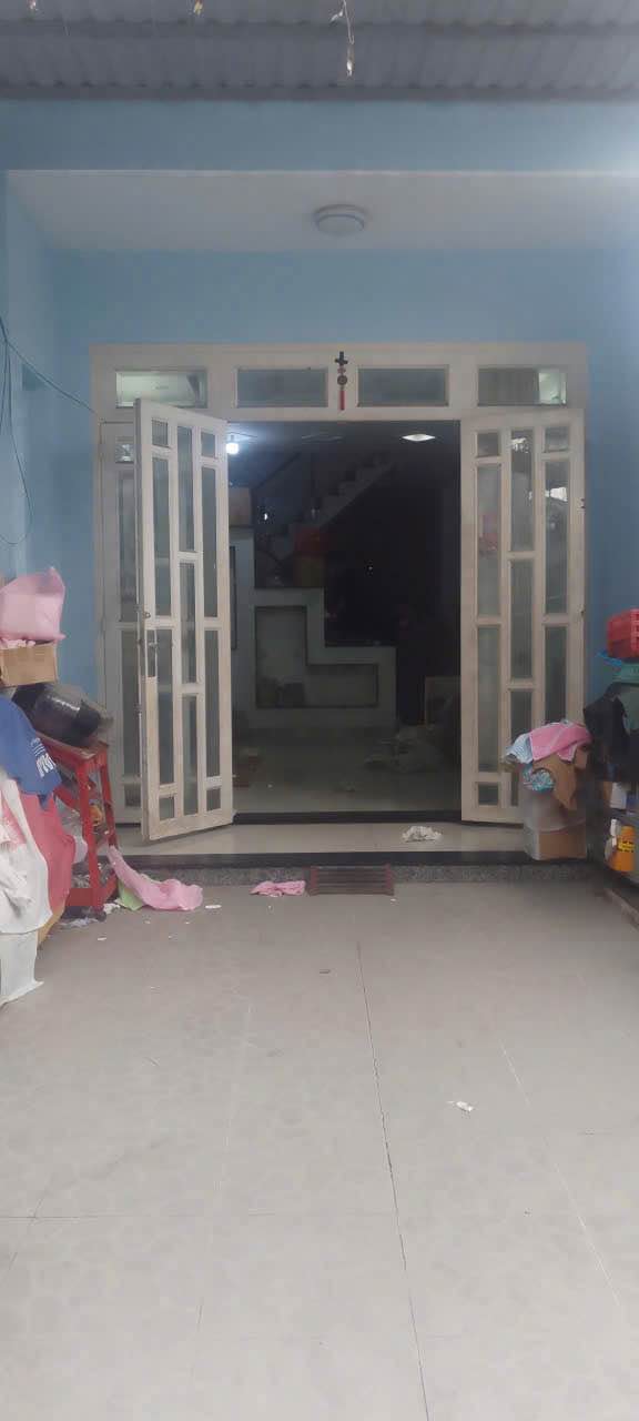 Nhà cho thuê mặt tiền Thới Tam Thôn 80m² giá chỉ 6 triệu - An ninh tuyệt đối!