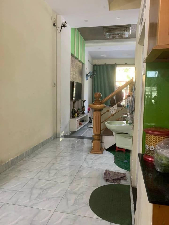 Nhà 2 mặt tiền đường Nguyễn Tất Thành, Quy Nhơn, 90m² - Cơ hội đầu tư tuyệt vời!