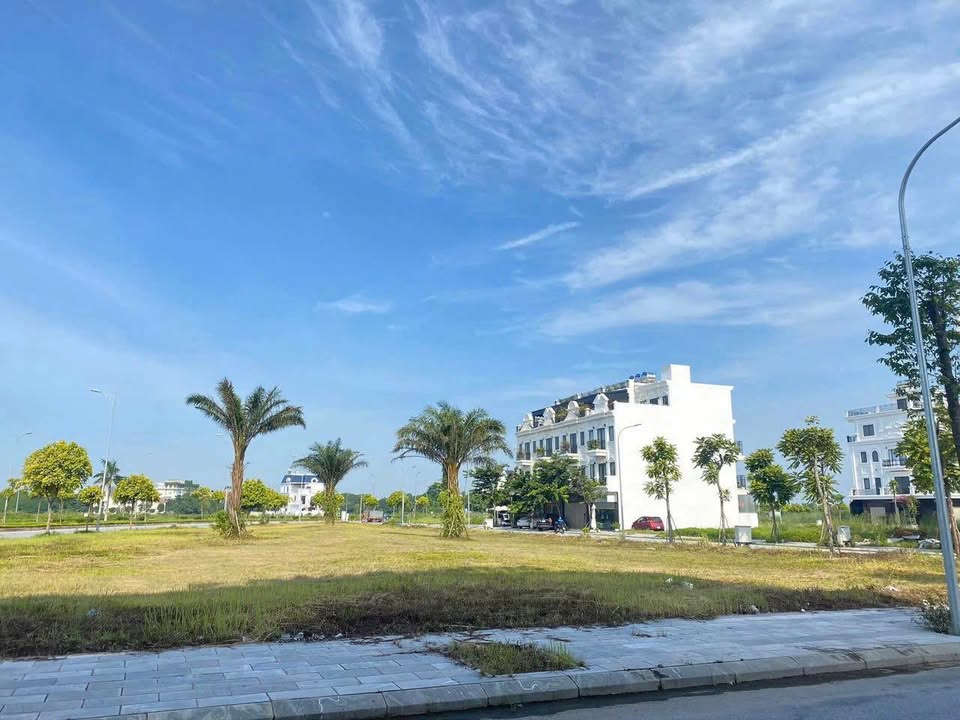 Đất nền KDT sinh thái Bắc Đầm Vạc 108m² giá 4.644 tỷ - Hướng Đông Bắc, sổ hồng chính chủ!