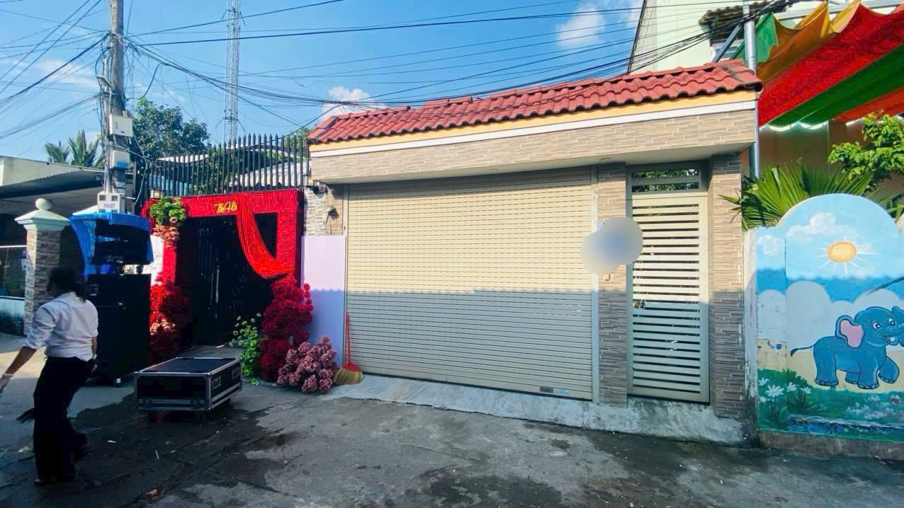 Nhà cấp 4 Tân Đông Hiệp, Dĩ An 115,9m² giá 4,1 tỷ - Sân ô tô rộng rãi!