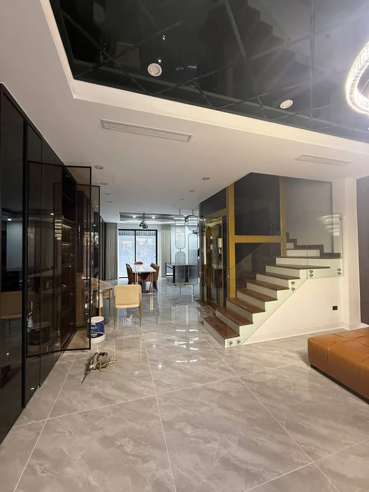 Biệt thự nhà vườn Geleximco Lê Trọng Tấn 30 triệu - Thiết kế sang trọng, full đồ!