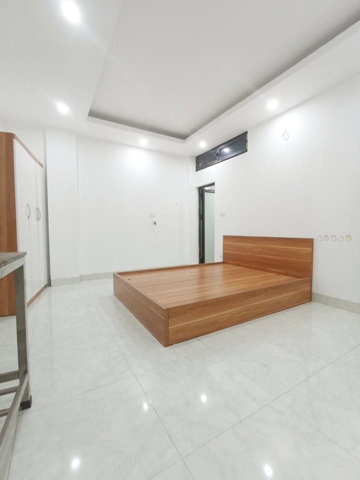 Phòng cho thuê tại 165/49 Dương Quảng Hàm, Cầu Giấy - Full nội thất, thang máy, giá thỏa thuận!