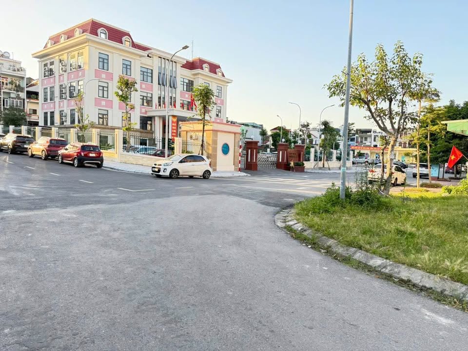 Đất kinh doanh phường Hà Lầm 160m² giá 6.435 tỷ - Vị trí đắc địa ngay chợ!