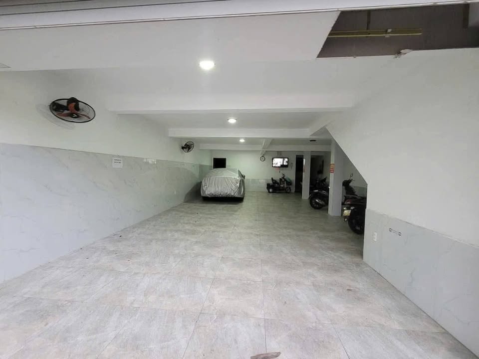Cho thuê nhà 4 tầng mặt tiền Hồ Xuân Hương 130m² - Phù hợp làm văn phòng hoặc spa