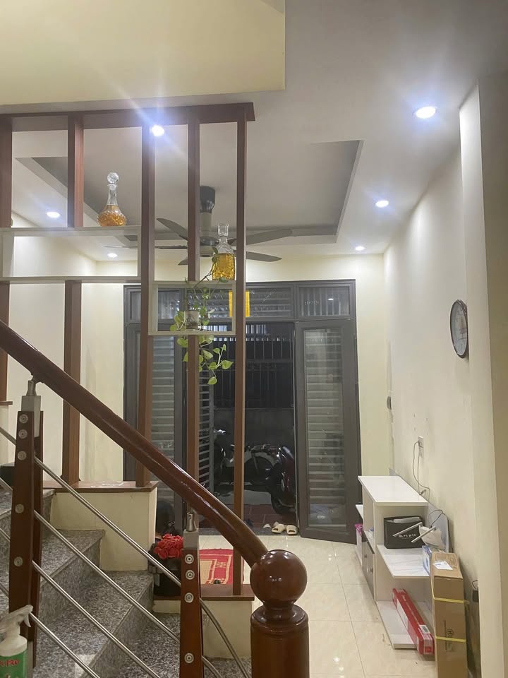 Nhà 4 tầng Vân Canh 40m² giá 5 tỷ - Cơ hội đầu tư tuyệt vời!