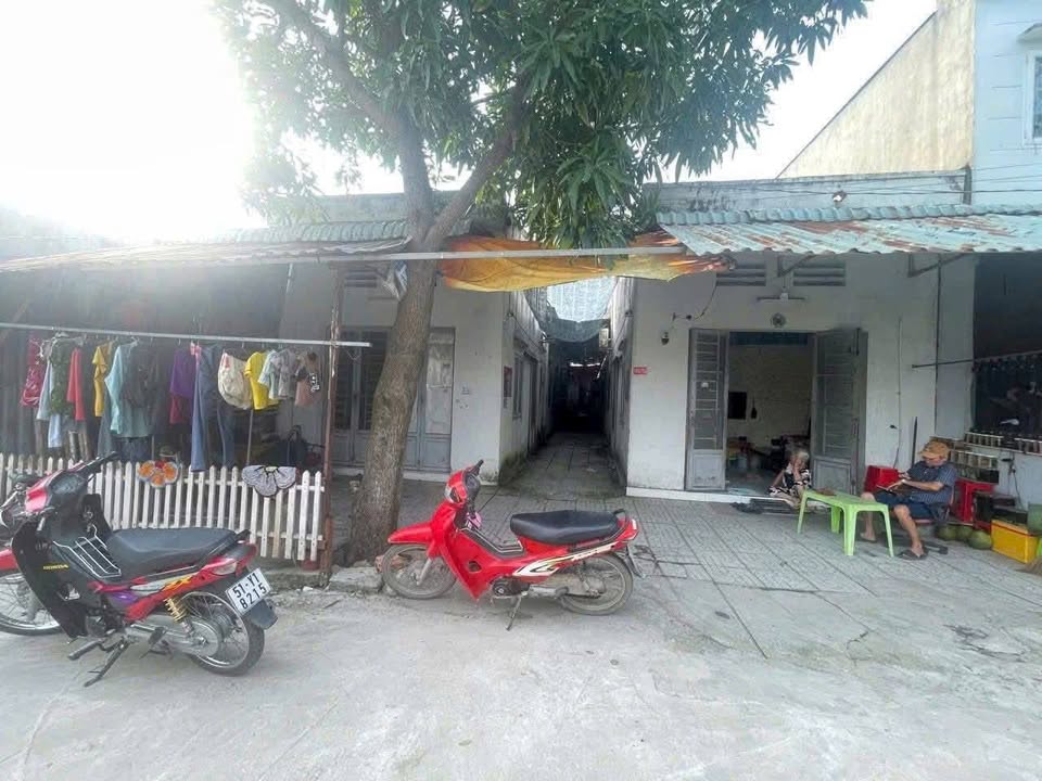 Nhà trọ 280m² xã Mỹ Hạnh Nam, huyện Đức Hòa - Đang cho thuê kín phòng, giá 3.3 tỷ!