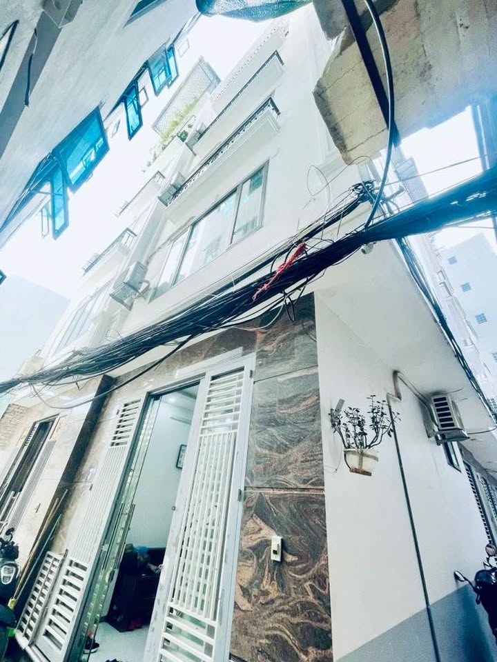 Nhà phố Xuân La, Bắc Từ Liêm 32m² giá 7 tỷ - Vị trí đẹp, an ninh tuyệt đối!