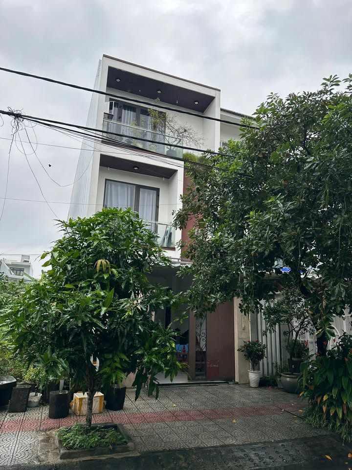 Nhà 3 tầng đường Đỗ Đăng Đệ, Đà Nẵng 289m² giá 10 tỷ - Full công năng, vào ở ngay!